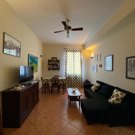 Casa Vicino Al Duomo E Stazione Di Firenze Apartment ภายนอก รูปภาพ