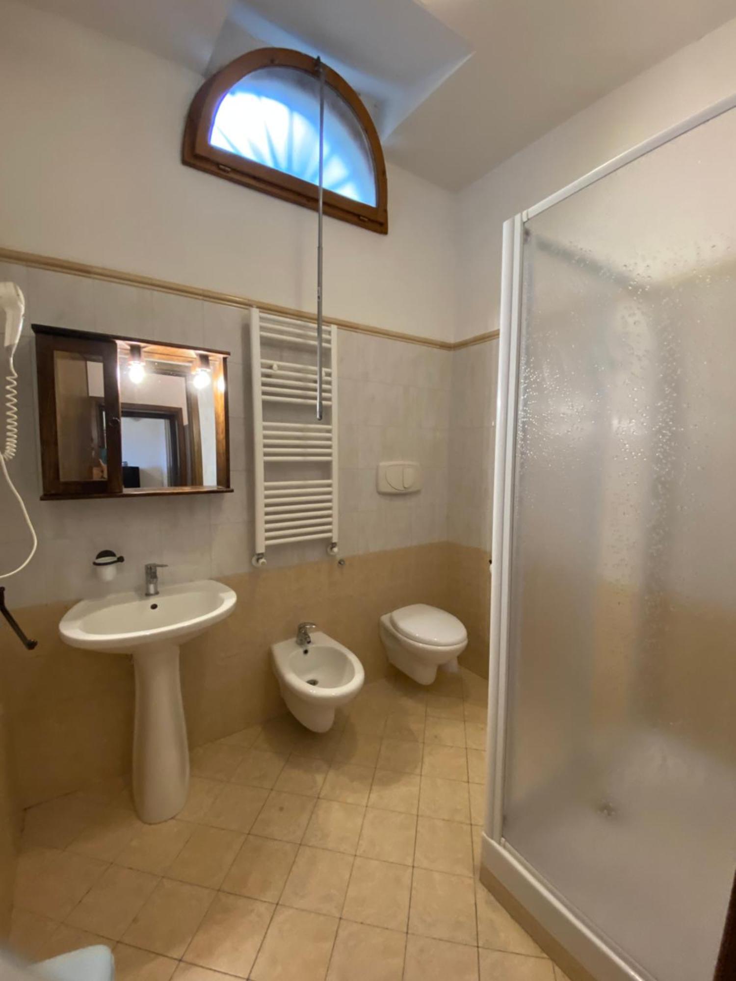 Casa Vicino Al Duomo E Stazione Di Firenze Apartment ภายนอก รูปภาพ